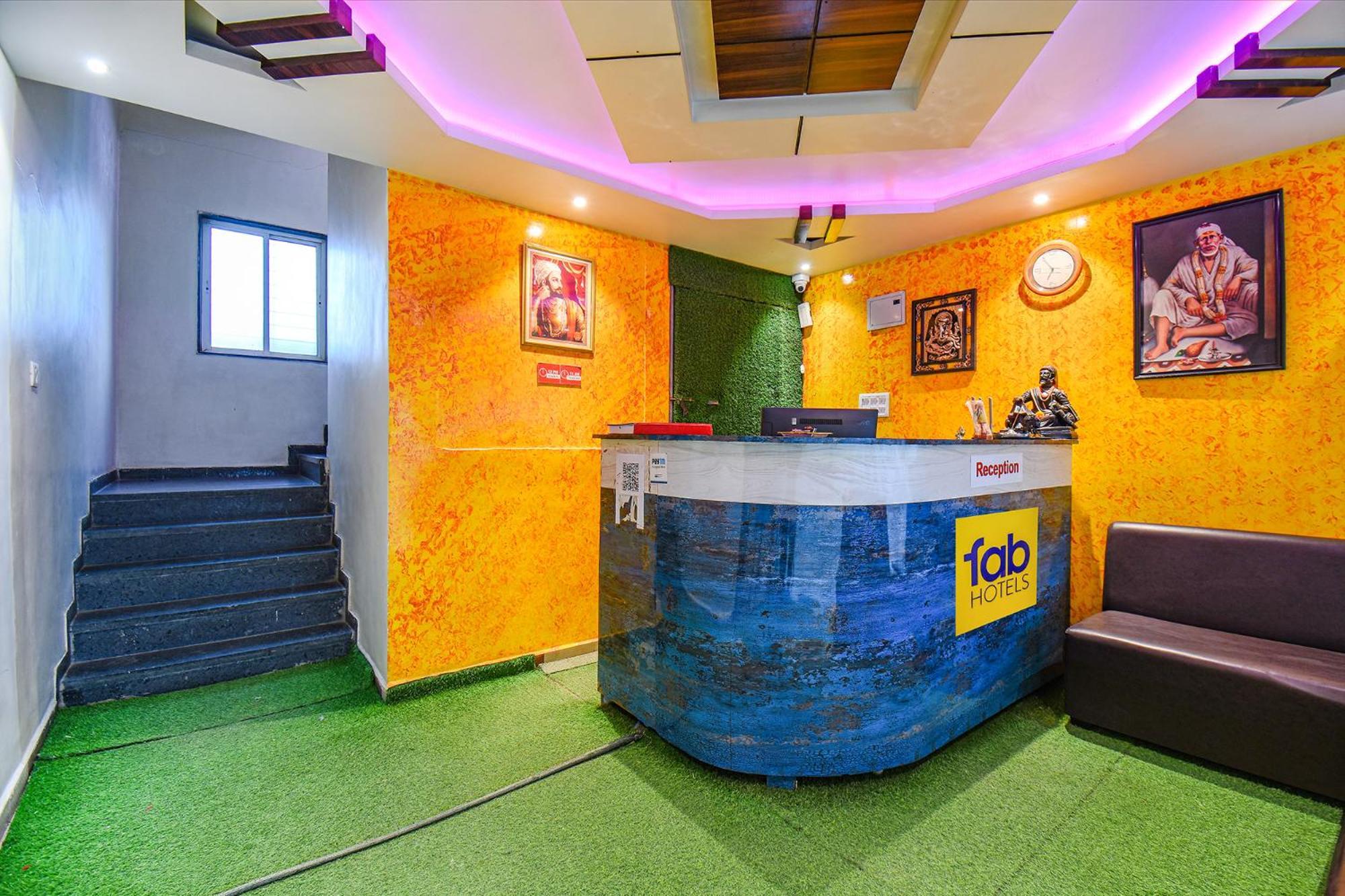 Hotel OYO 80616 4 Star Executive Pune Exterior foto